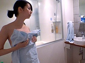 男友達に連れ込まれたオフ中のAV女優 紗凪美羽（28） 素のSEX隠し撮り　サンプル画像10